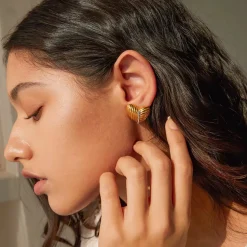 Heart Studs in 18K Gold-Plating with Cubic Zirconia