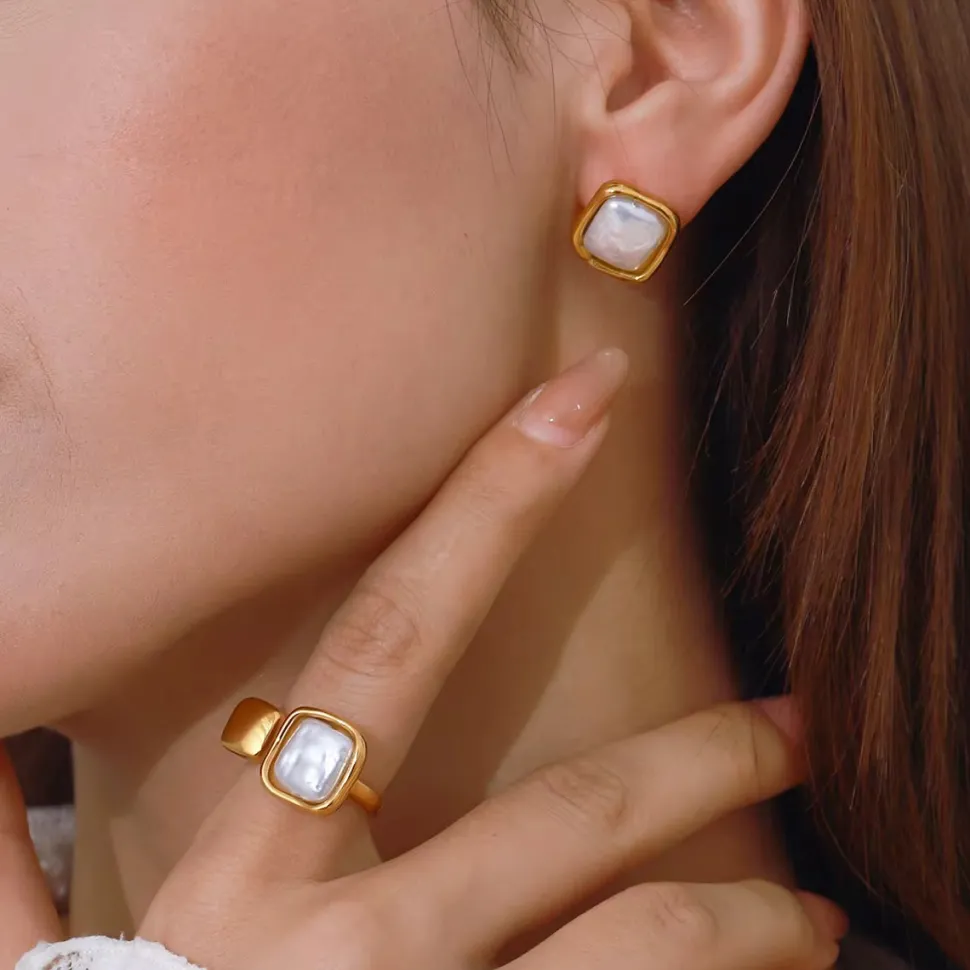 18K Baroque Square Pearl Studs