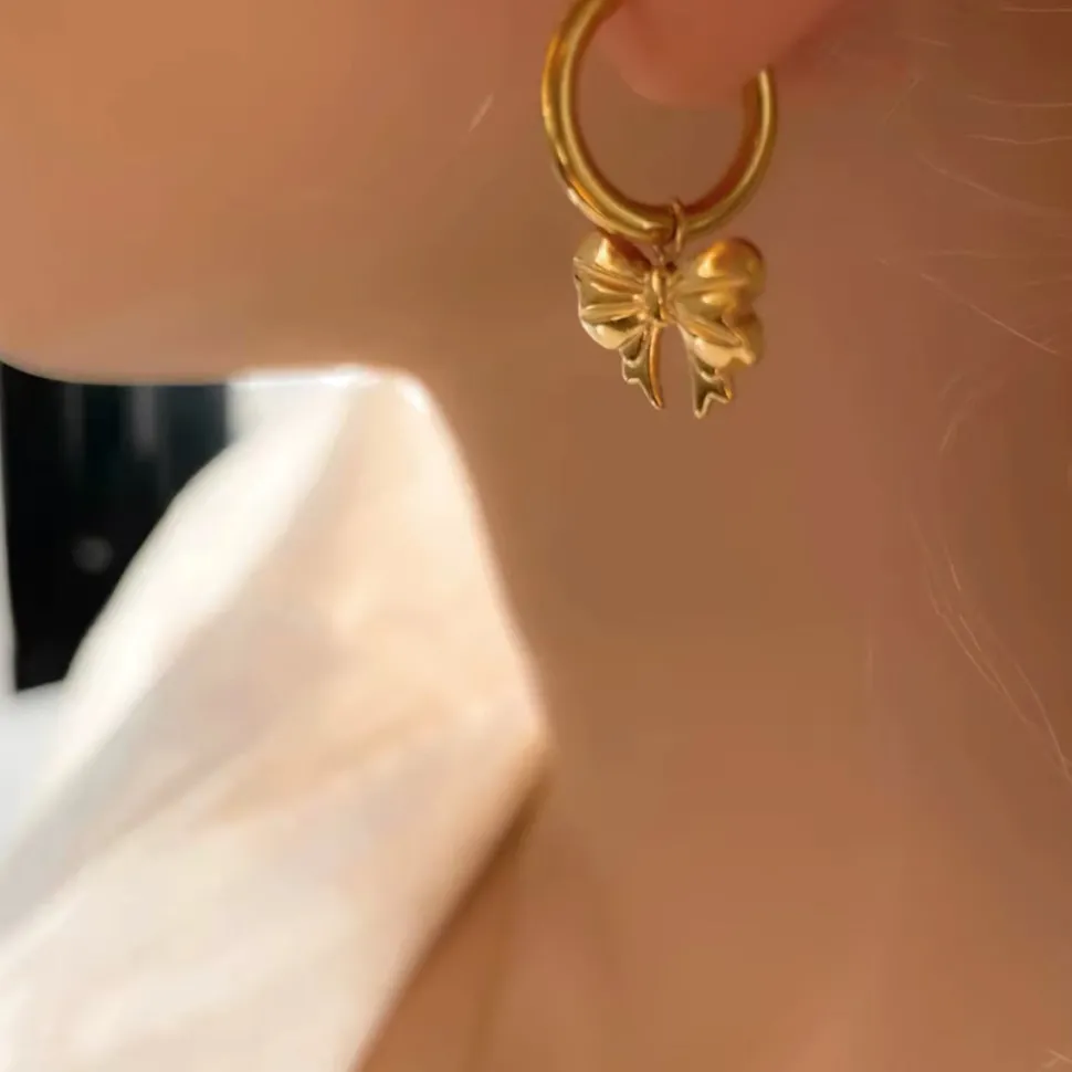 18K Bow Charm Huggies