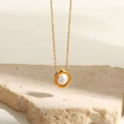 18K Mini Pearl Dainty Necklace