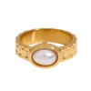 18K Oval Pearl Rollie Ring