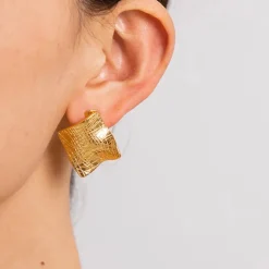 18K Square Crease Stud Earrings