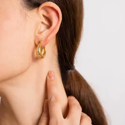 Lined Hoops in 18K Gold-Plating with Cubic Zirconia