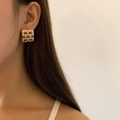 Square Mesh Studs in 18K Gold-Plating